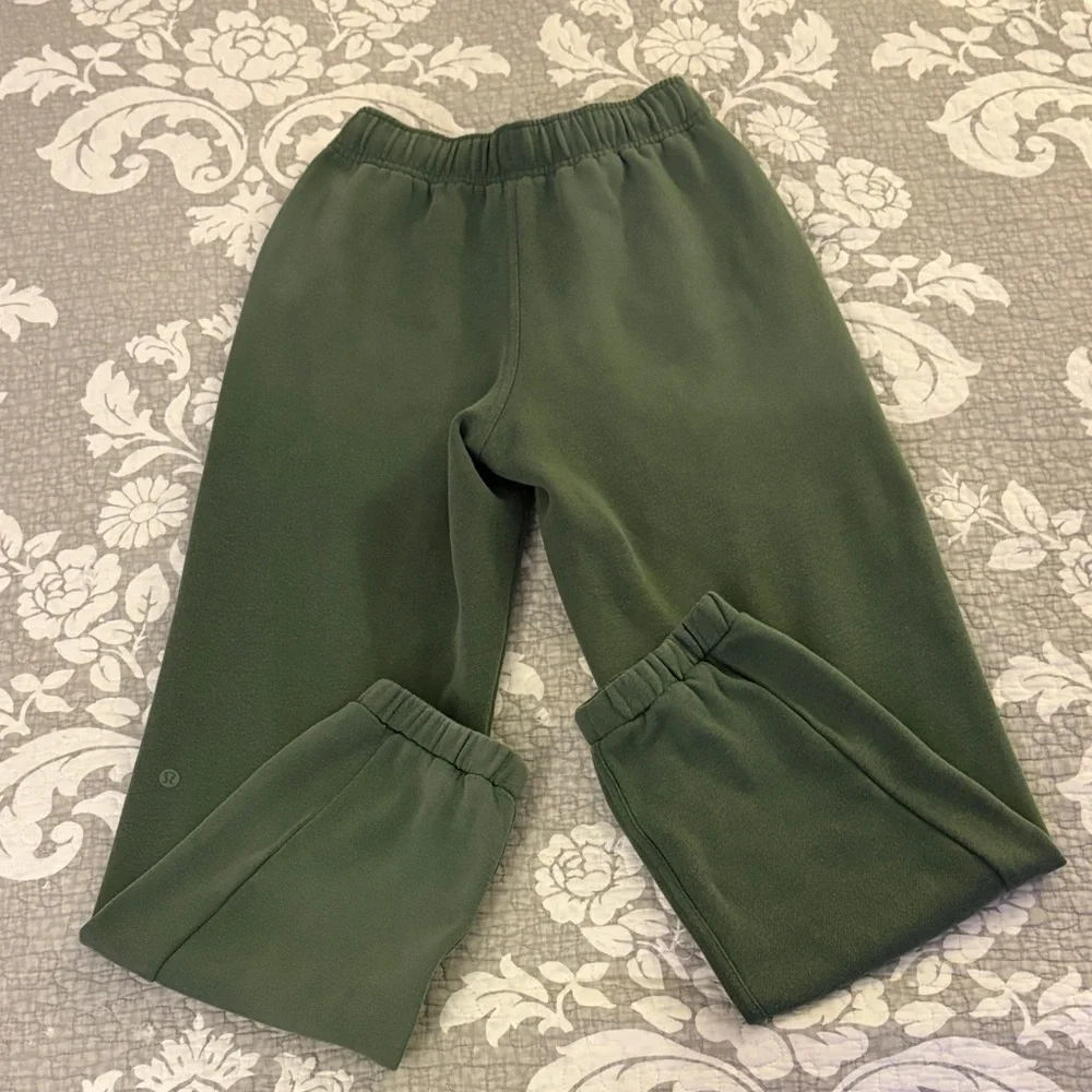 Lululemon Scuba Mid-Rise Oversized Jogger ~ Grey Eucalyptus ~ Size XXS